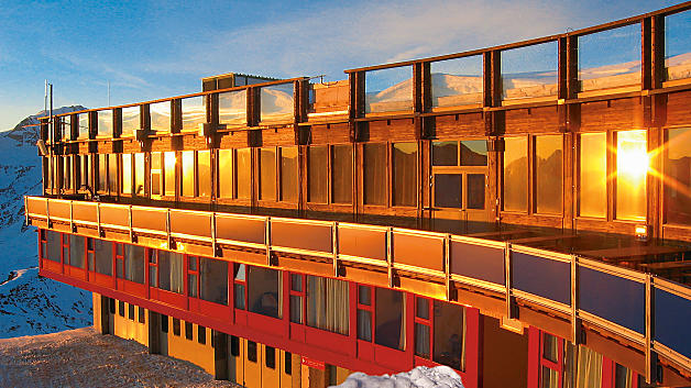 Hotel Grawand: starting point for the Ötzi Glacier Tour