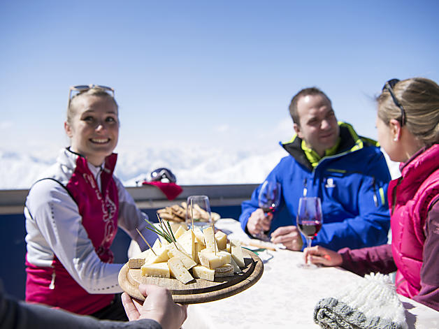 Ski hotels in Schnalstal, Italy