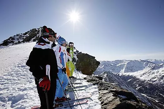 Startbereit für die Abfahrt auf der Grawand Piste