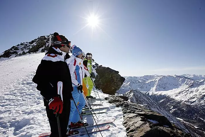 Startbereit für die Abfahrt auf der Grawand Piste Startbereit für die Abfahrt auf der Grawand Piste